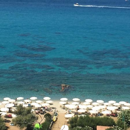 Residenza Gherly Aparthotel Capo Vaticano Exterior foto