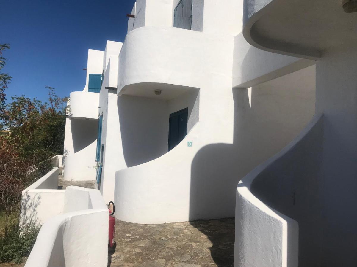 Residenza Gherly Aparthotel Capo Vaticano Exterior foto